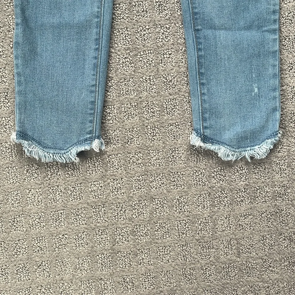 Old Navy Girls Ballerina Distressed Light Wash Jegging Size 10